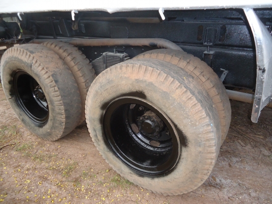 ขายด่วนรถสิบล้อFM186ดรั้มเครือง191แรงรถมือเดียวจากห้าง