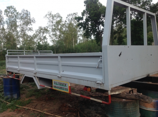 ขายกะบะรถบรรทุกหกล้อ