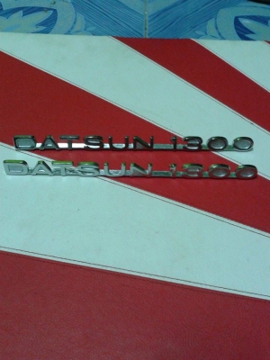 ขายโลโก้ข้างแก้ม ดัทสัน 521 เเละดัทสัน520 สภาพสวยๆครับ ขายโลโก้ข้างแก้ม ดัทสัน 521 เเละดัทสัน520 สภาพสวยๆครับ