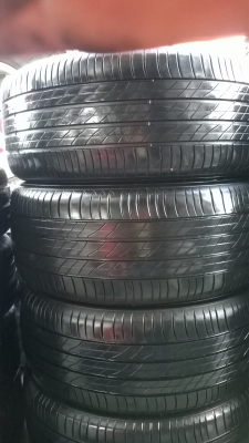 ขายยาง 225 50 17 มิชลินปี13ชุดละ7500