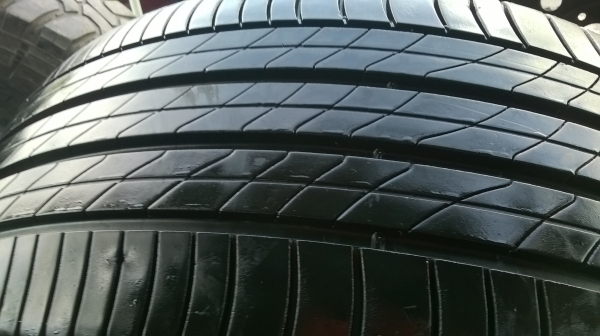 ขายยาง 225 50 17 มิชลินปี13ชุดละ7500