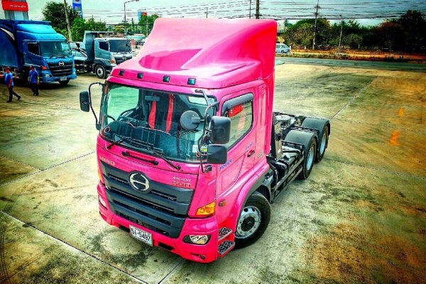 ขายหัวลากใหม่ Hino Victor  ใหม่  344/380 แรงม้ารถใหม่ ( 344 ออกรถใช้เงิน 170,000 )พร้อมประกันภัย 083-399-5040