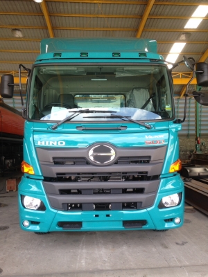 ขายหัวลากใหม่ Hino Victor  ใหม่  344/380 แรงม้ารถใหม่ ( 344 ออกรถใช้เงิน 170,000 )พร้อมประกันภัย 083-399-5040