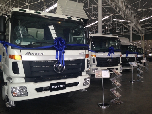 ขายหัวลากใหม่ Hino Victor  ใหม่  344/380 แรงม้ารถใหม่ ( 344 ออกรถใช้เงิน 170,000 )พร้อมประกันภัย 083-399-5040