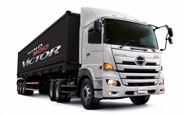 ขายหัวลากใหม่ Hino Victor  ใหม่  344/380 แรงม้ารถใหม่ ( 344 ออกรถใช้เงิน 170,000 )พร้อมประกันภัย 083-399-5040