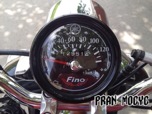 yamaha fino สีขาวดำ ปี56 yamaha fino สีขาวดำ ปี56