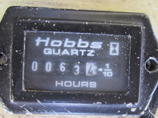 ขายรถกระเช้า JLG (มือสอง) รุ่น 2646E2 (สูง 7.92 M.) ราคา 280,000 บาท  เข้ามาดูสินค้าได้ที่ MTS. บางนา กม.7