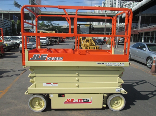 ขายรถกระเช้า JLG (มือสอง) รุ่น 2646E2 (สูง 7.92 M.) ราคา 280,000 บาท  เข้ามาดูสินค้าได้ที่ MTS. บางนา กม.7