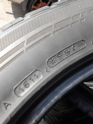 265/50R20 AURORA RADIAL RH08 MADE IN KOREA มี 2 เส้น TEL.081-427-3941 265/50R20 AURORA RADIAL RH08 MADE IN KOREA มี 2 เส้น TEL.081-427-3941