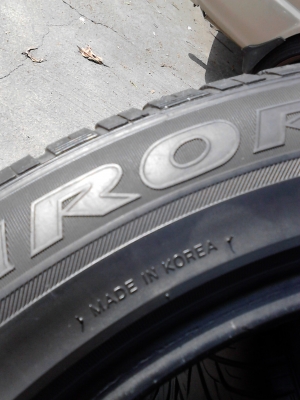 265/50R20 AURORA RADIAL RH08 MADE IN KOREA มี 2 เส้น TEL.081-427-3941 265/50R20 AURORA RADIAL RH08 MADE IN KOREA มี 2 เส้น TEL.081-427-3941