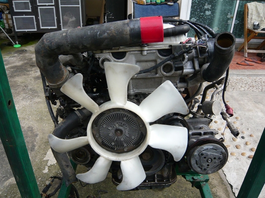 ขายเครื่องยนต์ Nissan Sr20ขับหลังเกียร์ธรรมดา