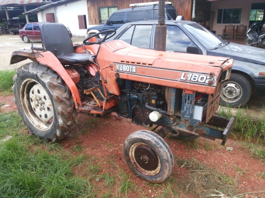 รถไถคูโบต้ารุ่นL1802 40,000บาท