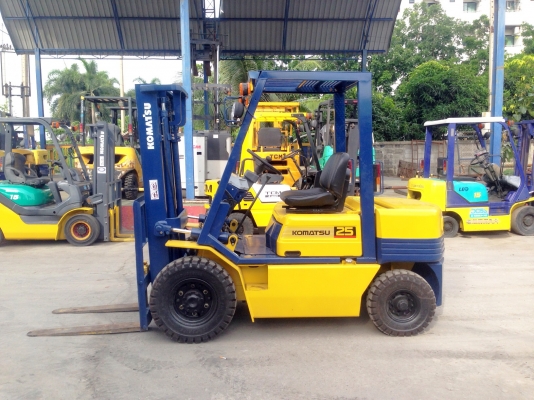 -:-*&bull;*ข า ย ร ถ ย ก เ ก่ า น อ ก*&bull;*-:-KOMATSU FD25-11 เครื่องดีเซล เสา3เมตร สนใจติดต่อ098-329-9549/083-062-0223