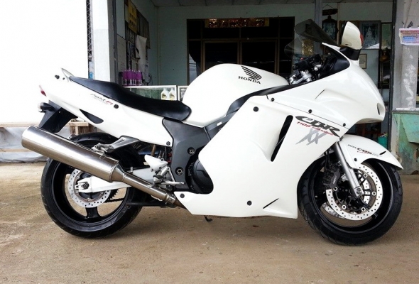 ขาย CBR1100XX ปี98 inv.สรรพสามิต ขาย CBR1100XX ปี98 inv.สรรพสามิต