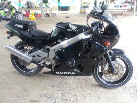 ขาย cbr400ปี89 อินวอย รถเดิมๆเครื่องดี ราคา38,000บาทต่อรองได้ครับรถอยู่สุพรรณบุรี สนใจติดต่อ 092-6429114 ครีมสุพรรณครับ