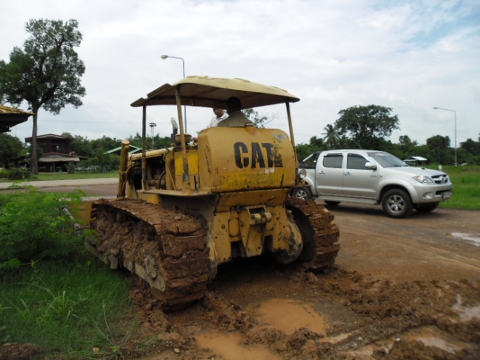 ขายรถแทรคเตอร์ CAT D5D สภาพพร้อมไช้เอกสารใบสัญญาซื้อขาย