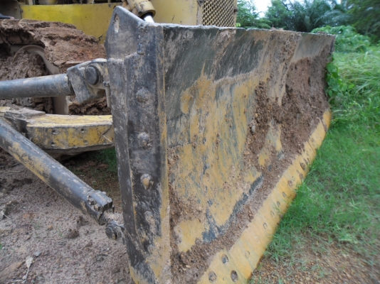 ขายรถแทรคเตอร์ CAT D5D สภาพพร้อมไช้เอกสารใบสัญญาซื้อขาย