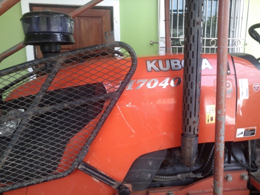 ขายรถไถคูโบต้า M7040 2เพลา สวยๆครับ มีดันหน้า ผาน3 ผาน7 ใช้งานน้อยแค่ 1400 ช.ม.เอกสารพร้อมโอน ขายรถไถคูโบต้า M7040 2เพลา สวยๆครับ มีดันหน้า ผาน3 ผาน7 ใช้งานน้อยแค่ 1400 ช.ม.เอกสารพร้อมโอน