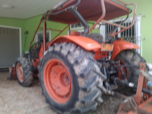 ขายรถไถคูโบต้า M7040 2เพลา สวยๆครับ มีดันหน้า ผาน3 ผาน7 ใช้งานน้อยแค่ 1400 ช.ม.เอกสารพร้อมโอน ขายรถไถคูโบต้า M7040 2เพลา สวยๆครับ มีดันหน้า ผาน3 ผาน7 ใช้งานน้อยแค่ 1400 ช.ม.เอกสารพร้อมโอน