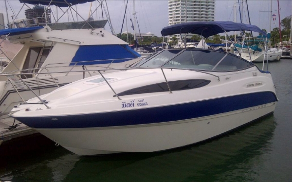 เรือยอช Bayliner 245 Cruiser สนใจติดต่อ 090-268-2228