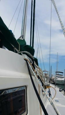 เรือยอช Explorer Handskritchen สนใจติดต่อ 090-268-2228 เรือยอช Explorer Handskritchen สนใจติดต่อ 090-268-2228