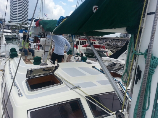 เรือยอช Explorer Handskritchen สนใจติดต่อ 090-268-2228 เรือยอช Explorer Handskritchen สนใจติดต่อ 090-268-2228