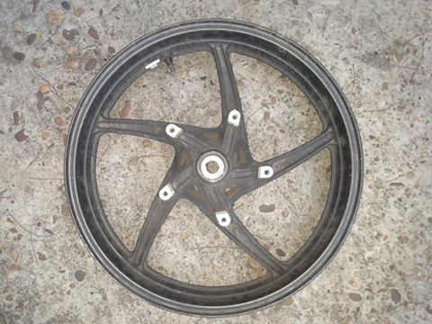 ขายล้อแม็กหน้า Honda CBR150