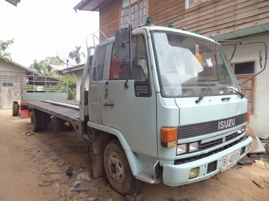 ขาย445000บาทรถ6ล้ออีซูซุร็อกเครื่อง165แรงม้าเบรกทิฟฟี่ สภาพดีพร้อมใช้