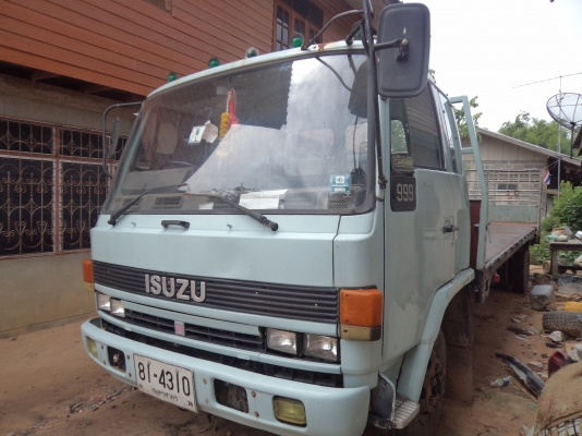 ขาย445000บาทรถ6ล้ออีซูซุร็อกเครื่อง165แรงม้าเบรกทิฟฟี่ สภาพดีพร้อมใช้