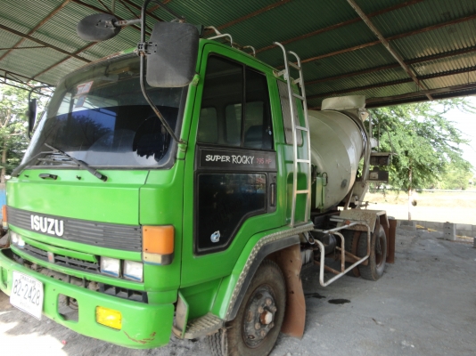 ขายรถโม่ปูนพร้อมรางลำเรียง