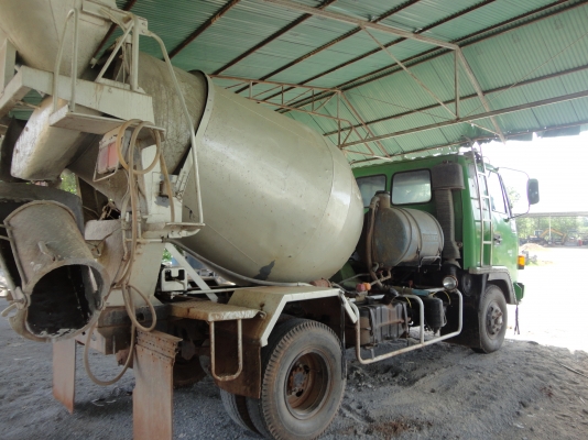 ขายรถโม่ปูนพร้อมรางลำเรียง