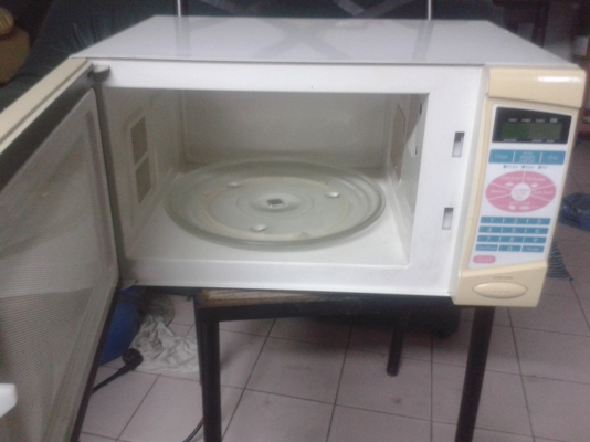 ไมโครเวฟ HITACHI สภาพดีมาก ขาย 1400บาท