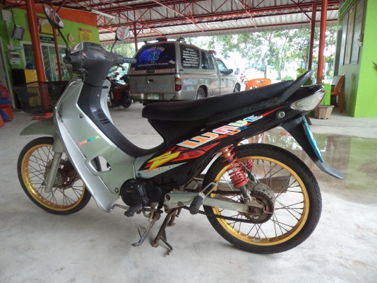 ขายถูกๆ8500บาทรถมอไซค์เวฟ สภาพสวยพร้อมใช้