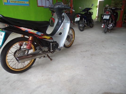 ขายถูกๆ8500บาทรถมอไซค์เวฟ สภาพสวยพร้อมใช้