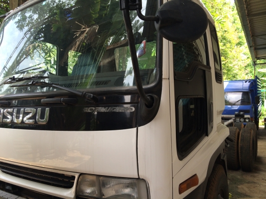 ขาย10ลัออีซูซุ เพลาเดียว เครื่อง 175 แรง ขายหัว-คัสซี ขาย10ลัออีซูซุ เพลาเดียว เครื่อง 175 แรง ขายหัว-คัสซี