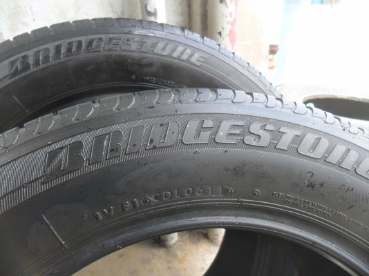 โปรแร๊ง ยางบริสโตน 215/60R16ปี11 สวยๆ 4 เส้น ราคา 1400 บาท