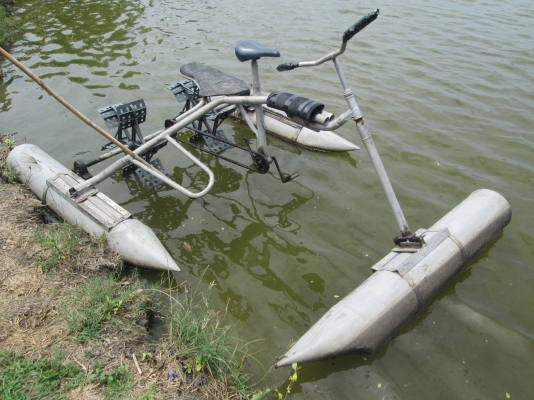 จักรยานน้ำ ดีไซน์นี้ คันเดียวในโลก