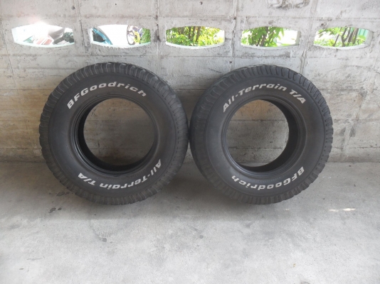 โปรแร๊ง ยางBFGoodrich 265/75R16ปี08 สวยๆ 1 คู่ ราคา 1200 บาท