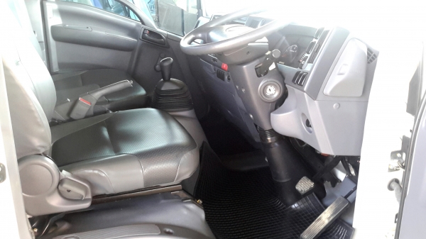 6 ล้อกลาง  *Euro.3*  ISUZU  NMR  130 แรงม้า+คอมมอนเรว *ยาว 4.30ม.* รถสวยเดิม+สวยจริง *รถห้างแท้* มีเล่มพร้อมโอน
