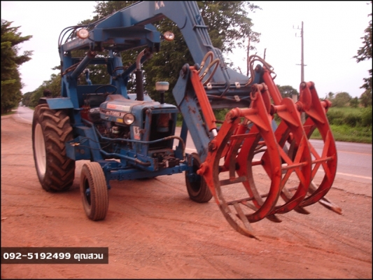 รถไถคีบอ้อย สภาพดี ใช้น้อย ไม่มีแตกหักหรือร้าว พร้อมใช้ เครื่องดี