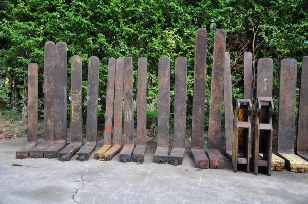 ขายงาFORKLIFT หลายรุ่น 5000-8000บาท เท่านั้น