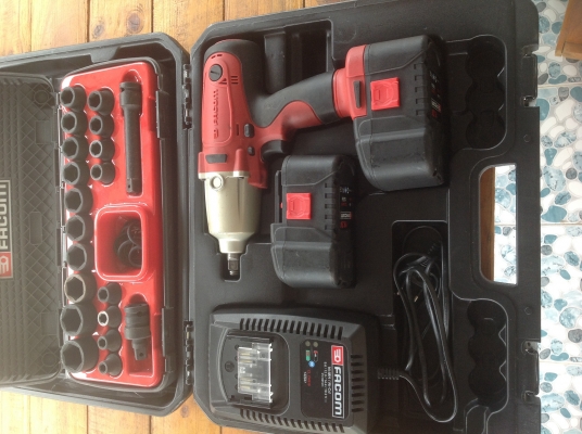 ขายบล็อคไฟฟ้า ใช้แบตเตอรี่