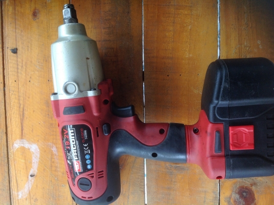 ขายบล็อคไฟฟ้า ใช้แบตเตอรี่