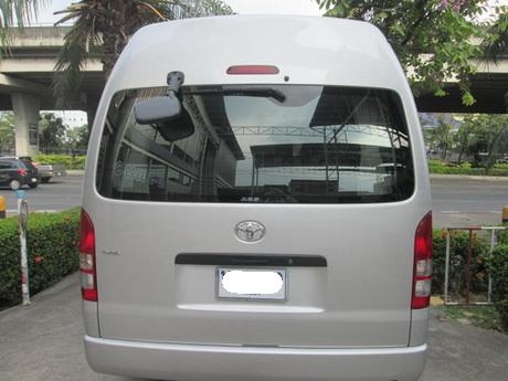 COMMUTER D4D 2.5 รถสวยมากครับ คันนี้ใช่เลย ไม่ต้องดาวน์