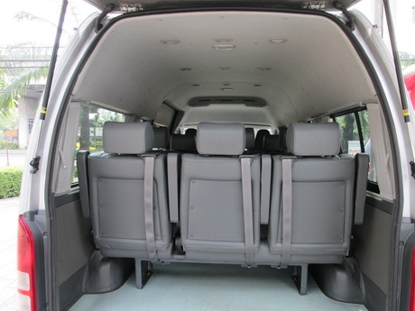 COMMUTER D4D 2.5 รถสวยมากครับ คันนี้ใช่เลย ไม่ต้องดาวน์