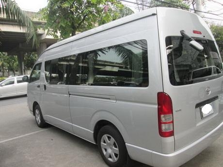 COMMUTER D4D 2.5 รถสวยมากครับ คันนี้ใช่เลย ไม่ต้องดาวน์