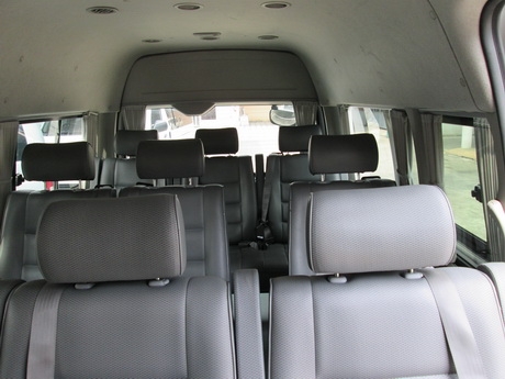 COMMUTER D4D 2.5 รถสวยมากครับ คันนี้ใช่เลย ไม่ต้องดาวน์