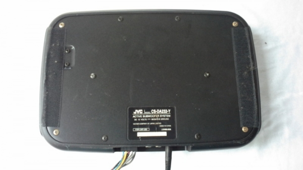 Sub Box JVC มีแอมป์ในตัว ขนาด 120W พร้อมรีโมทควบคุม