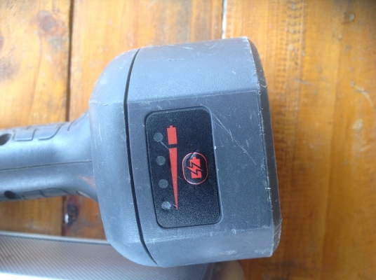 ขาย สว่านแบตเตอรี อึดๆ ขาย สว่านแบตเตอรี อึดๆ