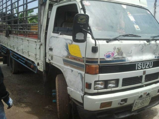 หกล้อ  เอ็นพีอาร์  115   แรง